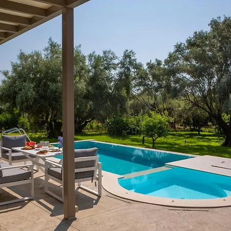 Averto With Private Pool Νυδρί