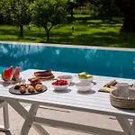 Averto With Private Pool Villa *