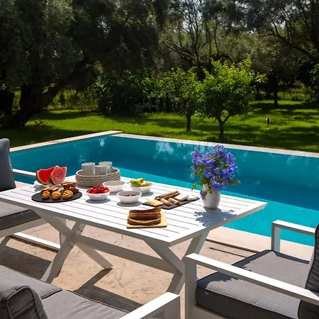 Βίλα Luxury Averto With Private Pool *