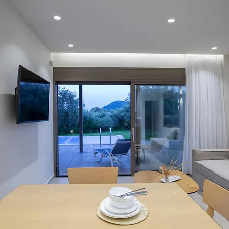 Villa Averto With Private Pool *