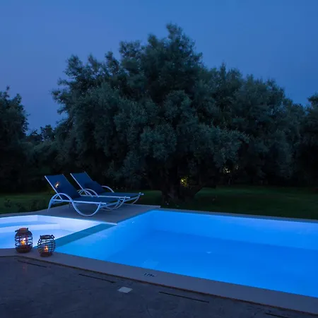 Averto With Private Pool * Nydri (Lefkada)