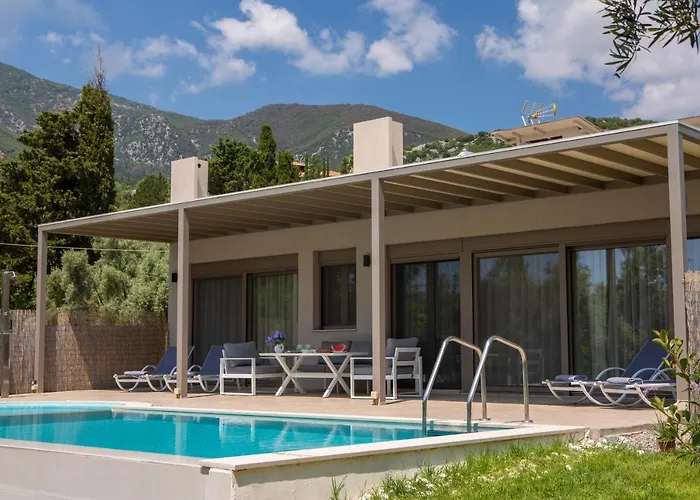 Villa Averto With Private Pool *