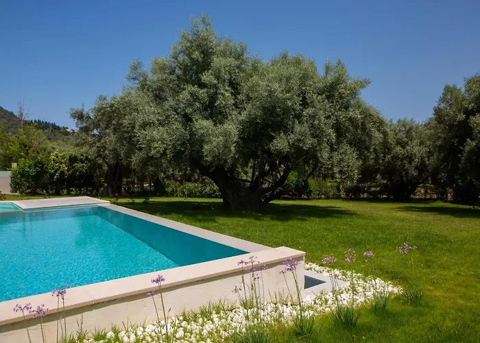 Averto With Private Pool